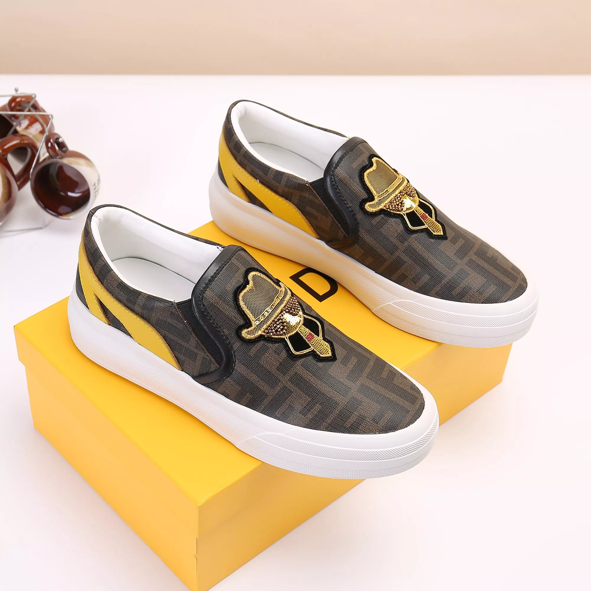 fendi decontractees chaussures pour homme s_12740302